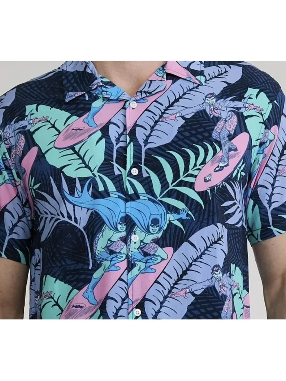 NEW Batman Graphic Hawaiian Shirt Floral Resort Button up Men's Size S Small Sho